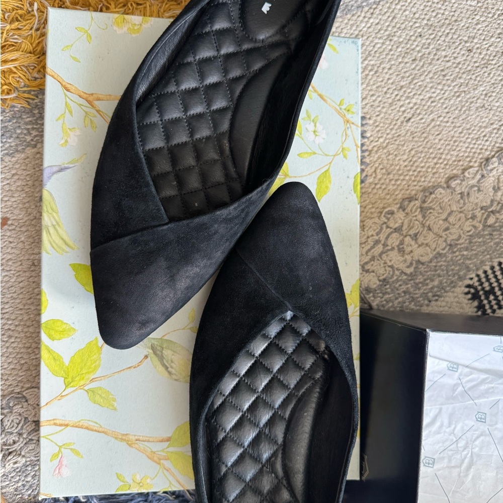 Birdies Black Suede Flats women’s size 9.5